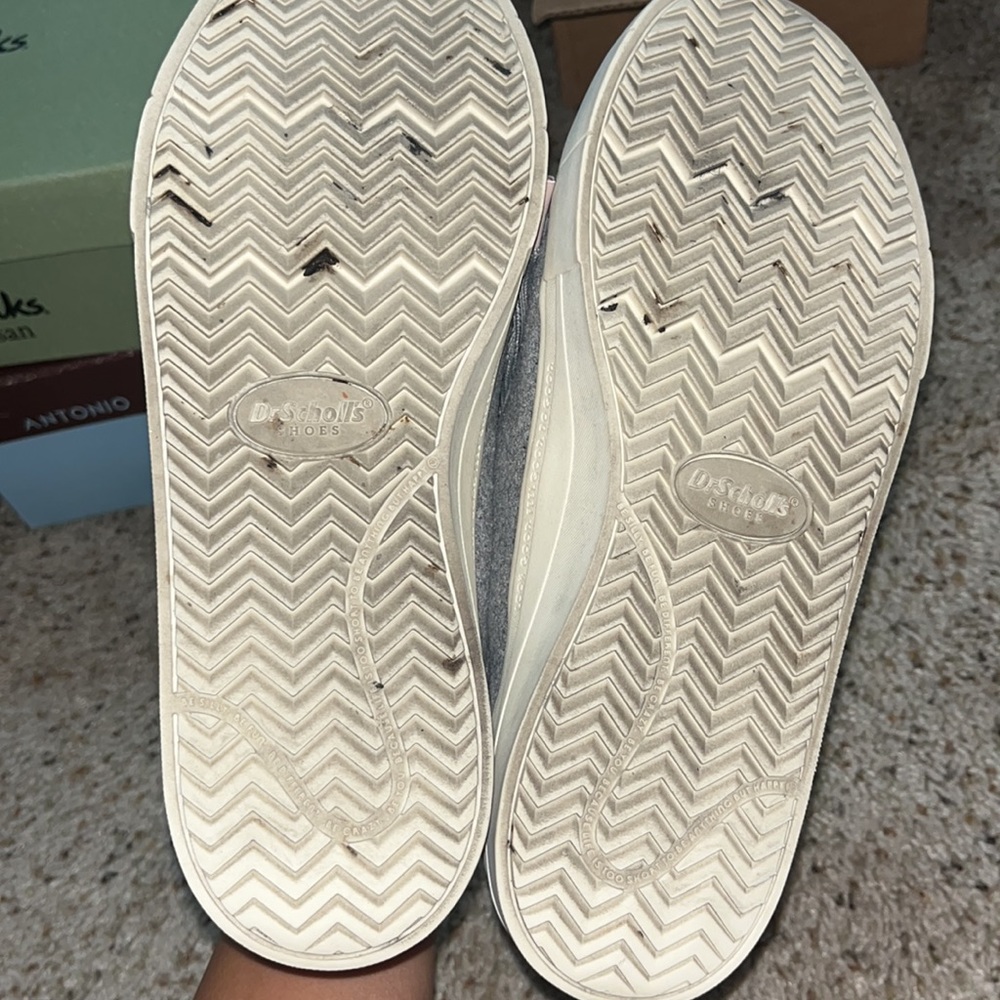 Dr. Scholl’s Gray Sneakers - Picture 6 of 7
